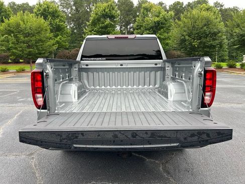 Used 2024 GMC Sierra 1500 Elevation AWD/4WD image 11
