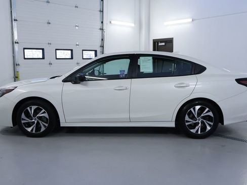 Used 2023 Subaru Legacy image 4