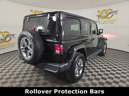 Used 2020 Jeep Wrangler Unlimited Sahara AWD/4WD image 9