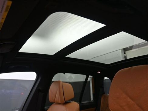 New 2026 BMW X5 M60i image 10