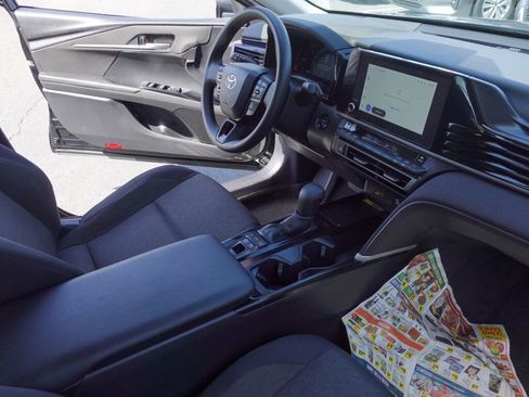 Certified 2025 Toyota Camry LE image 14