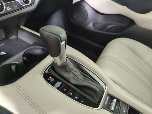 New 2026 Honda HR-V EX-L image 23