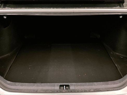 Used 2020 Toyota Camry SE w/ Convenience Package image 33