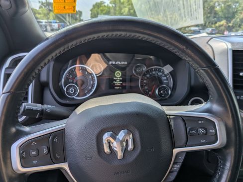 Used 2024 RAM 2500 Big Horn RWD image 12