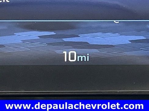 New 2026 Chevrolet Equinox LT w/ Convenience Package II image 2