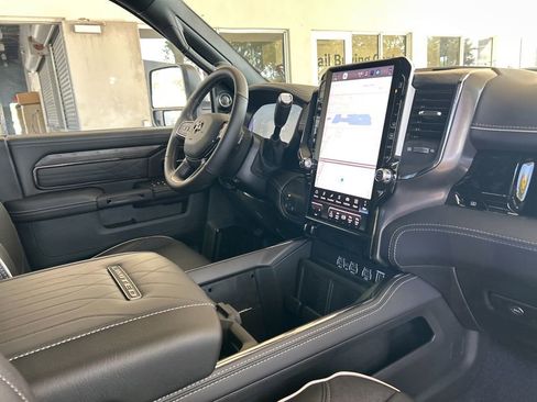 New 2026 RAM 2500 Limited image 25