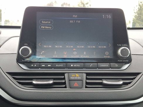 Used 2020 Nissan Altima 2.5 SR image 16