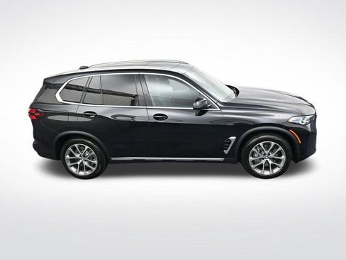New 2026 BMW X5 xDrive50e image 19