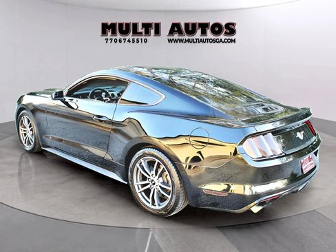 Used 2016 Ford Mustang Coupe image 7