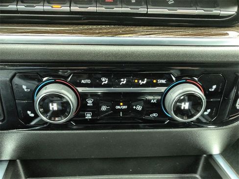 Used 2024 Chevrolet Silverado 1500 RST w/ Convenience Package II image 18