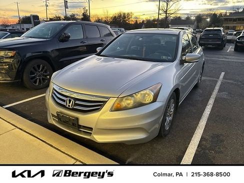 Used 2012 Honda Accord LX image 3