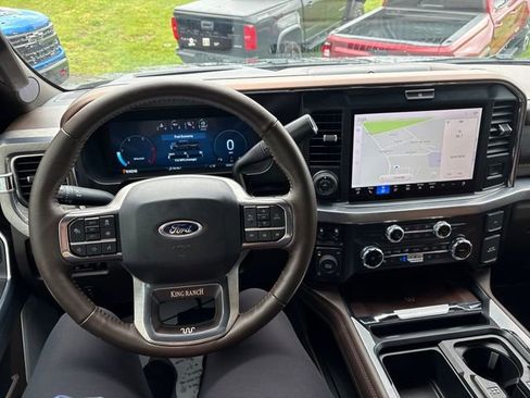 Used 2025 Ford F250 King Ranch AWD/4WD image 10