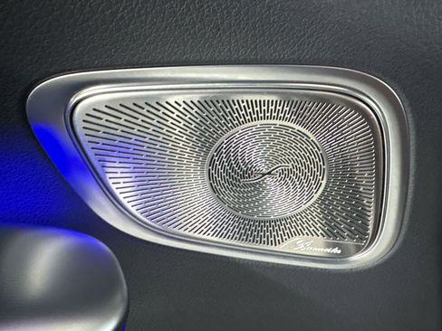 Used 2023 Mercedes-Benz GLC 300 image 21