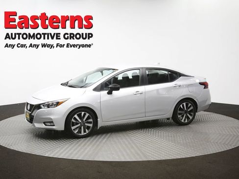 Used 2020 Nissan Versa SR w/ Convenience Package image 56