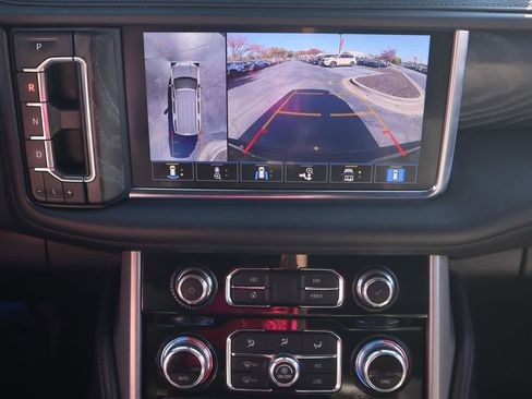 Used 2021 GMC Yukon Denali image 16