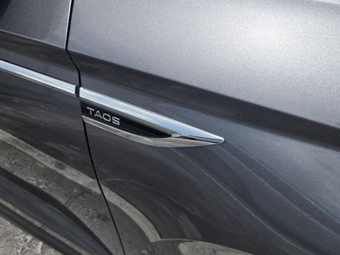 Certified 2024 Volkswagen Taos S FWD image 11