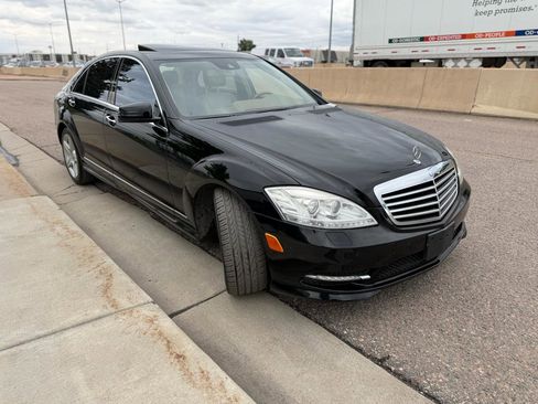 Used 2011 Mercedes-Benz S 550 image 8