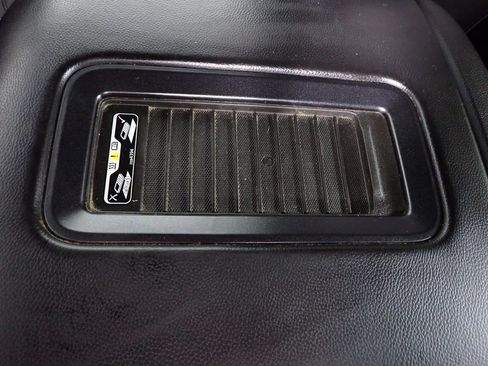 Used 2015 Chevrolet Silverado 1500 LT w/ LT Convenience Package RWD image 5