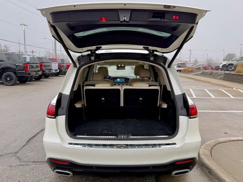 Used 2022 Mercedes-Benz GLS 450 4MATIC image 14