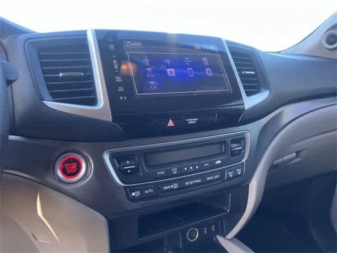 Certified 2017 Honda Pilot EX image 18