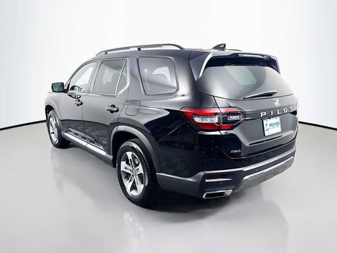 Certified 2026 Honda Pilot EX-L image 5