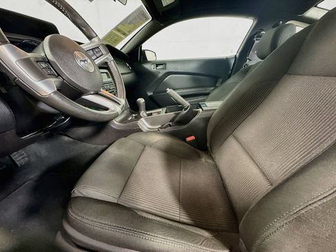Used 2014 Ford Mustang Coupe w/ V6 Performance Package RWD image 18