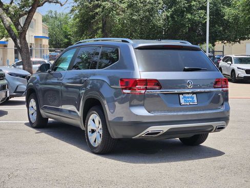 Used 2018 Volkswagen Atlas Launch Edition FWD image 5