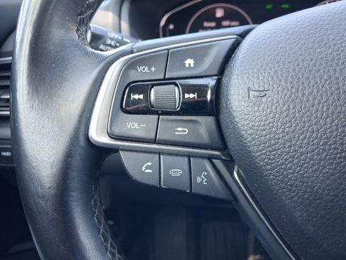 Used 2018 Honda Accord Touring image 28