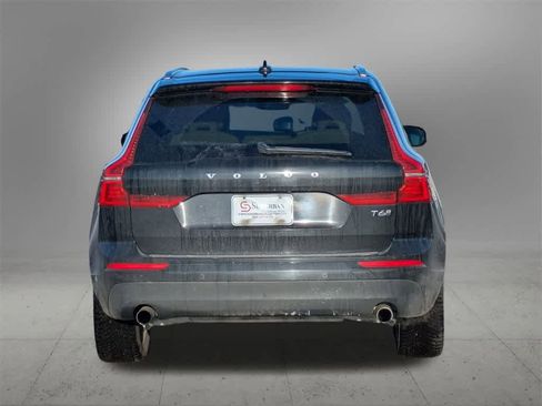 Used 2019 Volvo XC60 T6 Momentum w/ Multimedia Package image 9