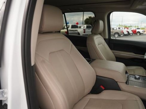 Used 2024 Ford Expedition Max Limited image 22
