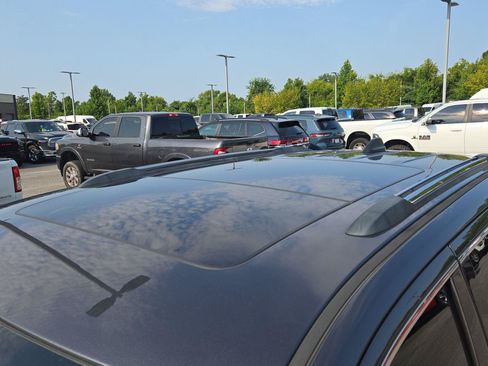 Used 2020 Jeep Grand Cherokee Limited w/ Luxury Group II RWD image 13