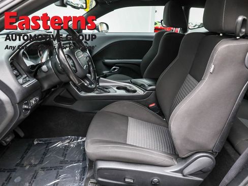 Used 2022 Dodge Challenger GT w/ Driver Convenience Group image 14