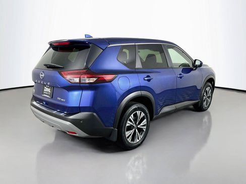 Used 2023 Nissan Rogue SV AWD/4WD image 12