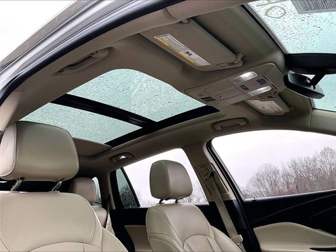 Used 2017 Buick Envision Essence image 19