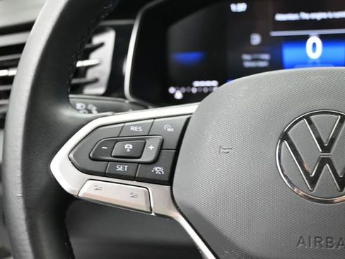 Used 2025 Volkswagen Jetta Sport FWD image 15