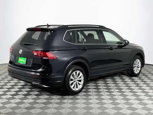 Used 2019 Volkswagen Tiguan SE w/ Panoramic Sunroof Package FWD image 8