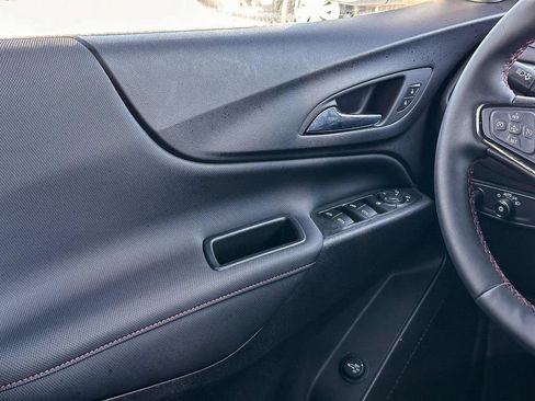 Used 2024 Chevrolet Equinox RS w/ RS Leather Package image 24