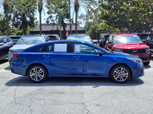 Certified 2023 Kia Forte LXS w/ LXS Technology Package FWD image 6