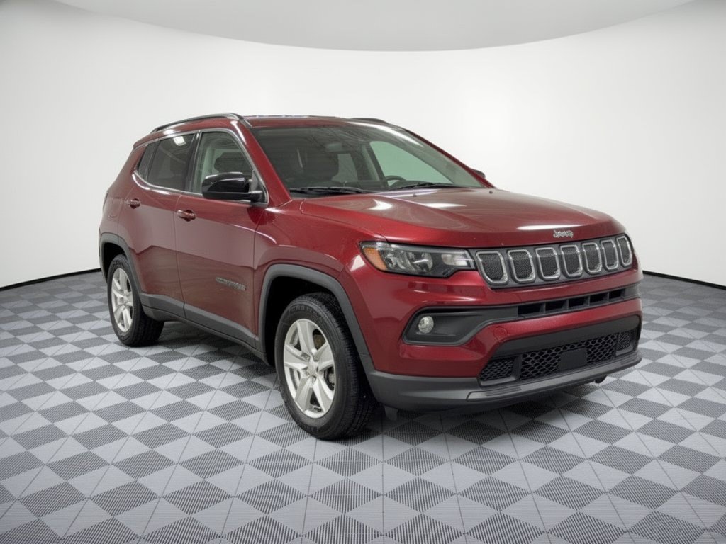Used 2022 Jeep Compass Latitude FWD image 7