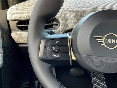 Used 2025 MINI Cooper S image 25