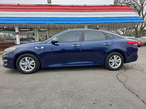Used 2018 Kia Optima LX image 4