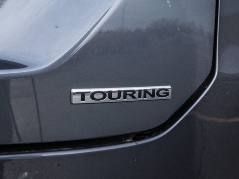 Used 2024 Honda Pilot Touring image 12