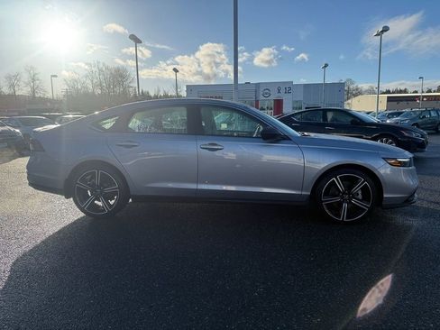 Used 2023 Honda Accord Sport image 8