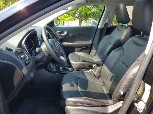 Used 2021 Jeep Compass Limited w/ Sun and Sound Group AWD/4WD image 5