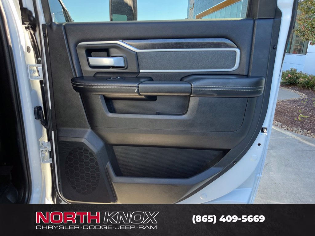 Used 2022 RAM 2500 Big Horn w/ Level C Equiment Group AWD/4WD image 28