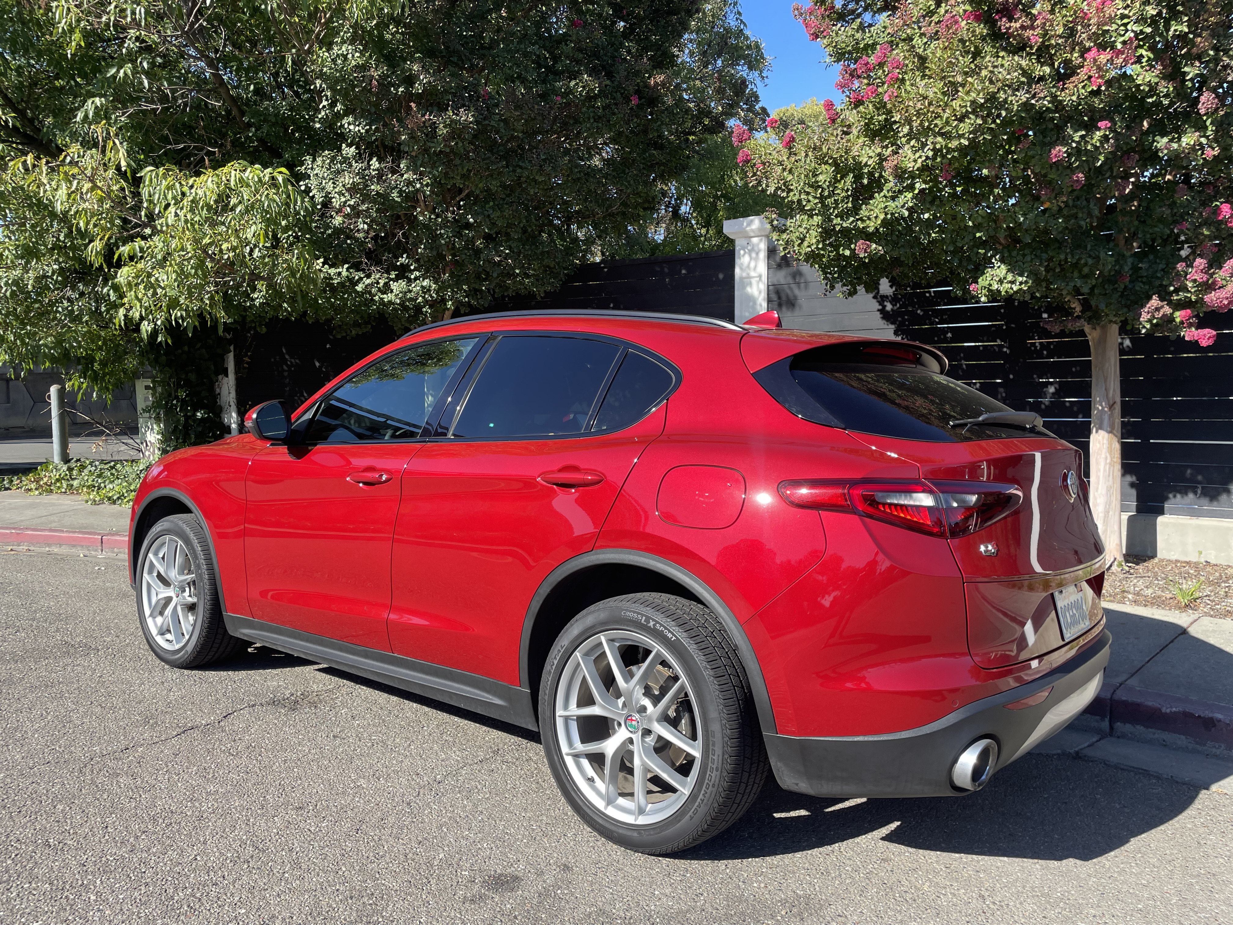 Used 2018 Alfa Romeo Stelvio Ti Sport AWD/4WD image 4