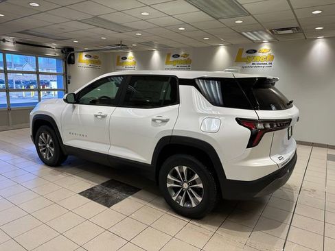 New 2026 Chevrolet Equinox LT image 18