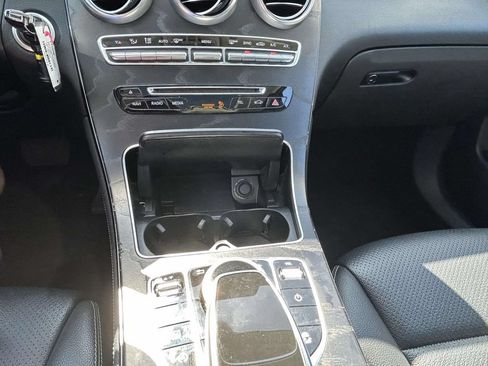 Used 2017 Mercedes-Benz GLC 300 4MATIC image 26