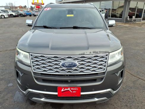 Used 2018 Ford Explorer Platinum image 9