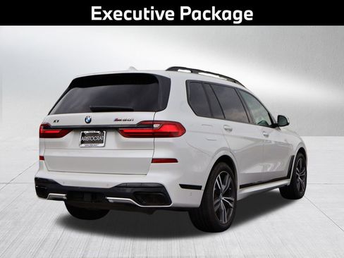 Used 2021 BMW X7 M50i AWD/4WD image 8